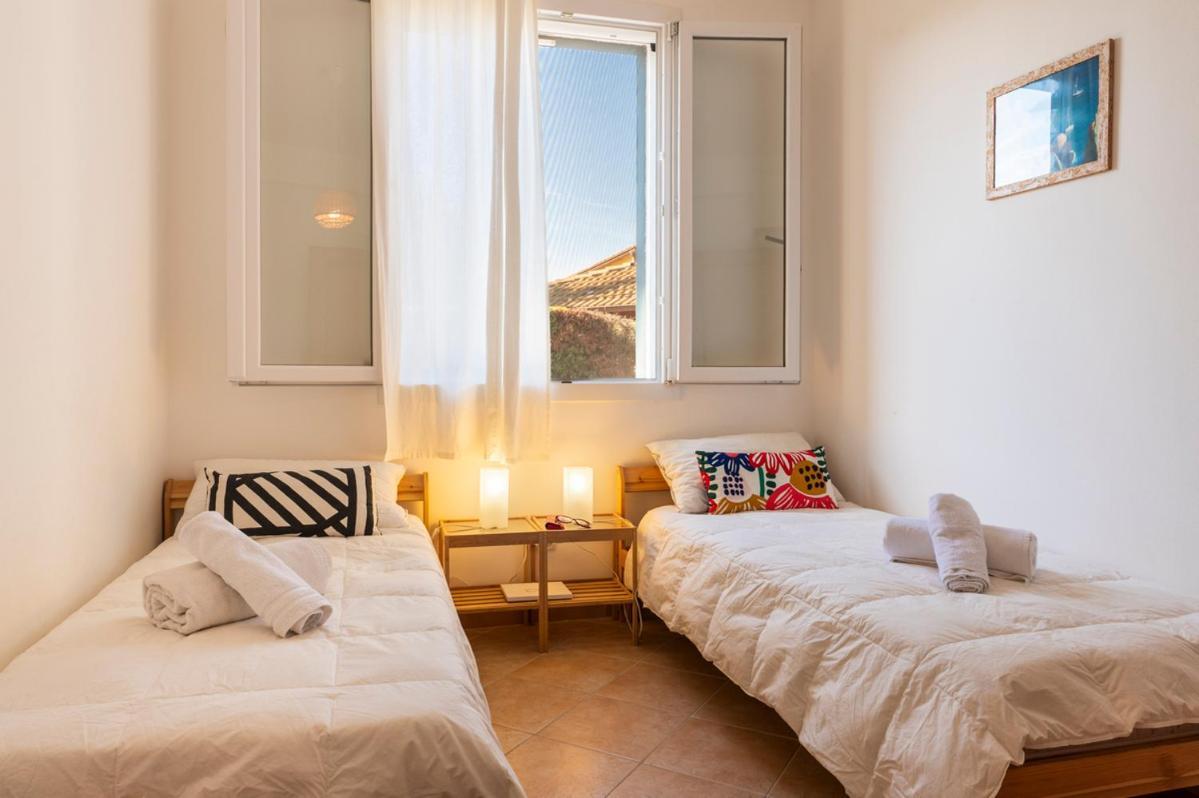 Villa Plumeria Campofelice Di Roccella Exteriör bild